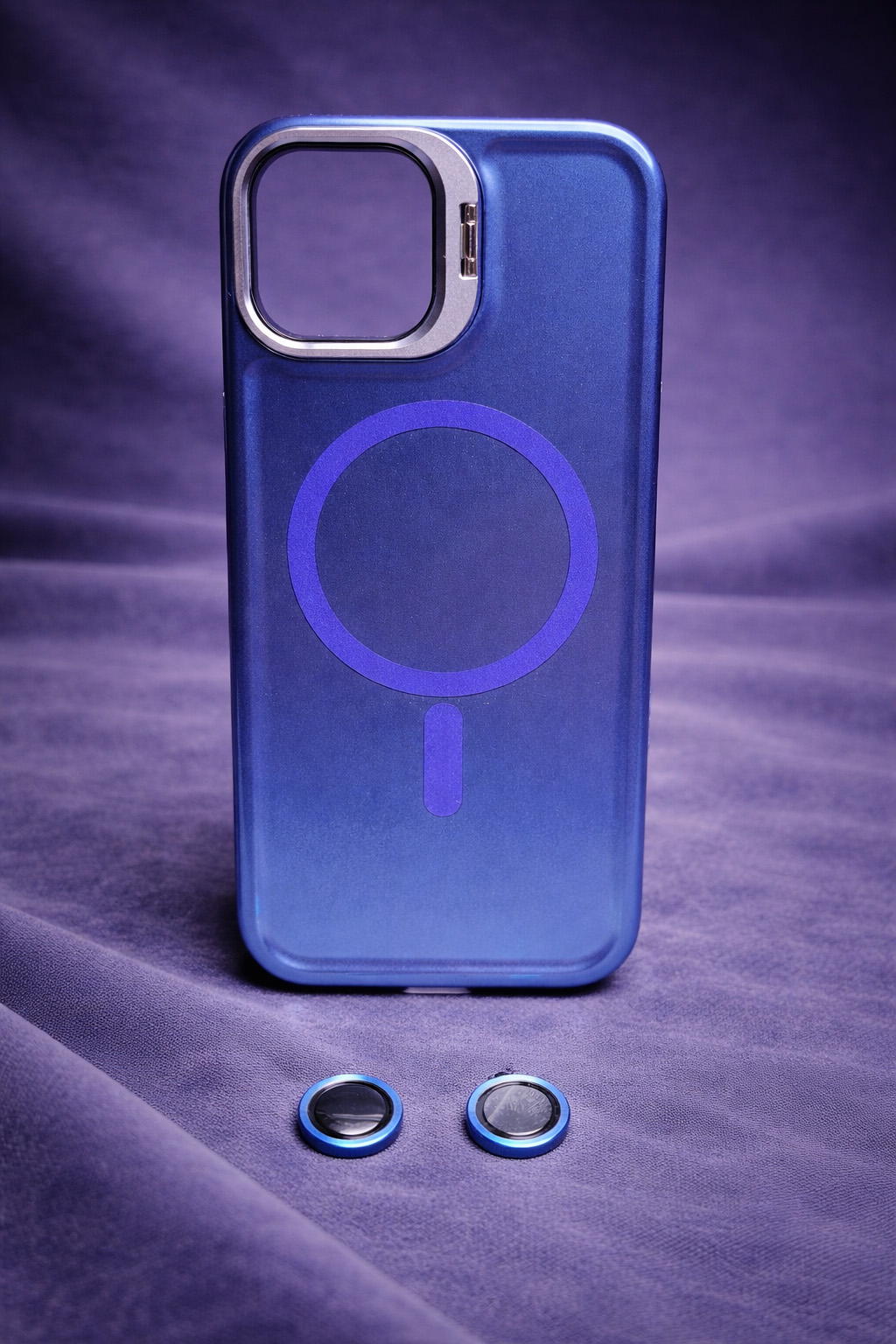 Case Titan - iPhone 15, Blue Titan