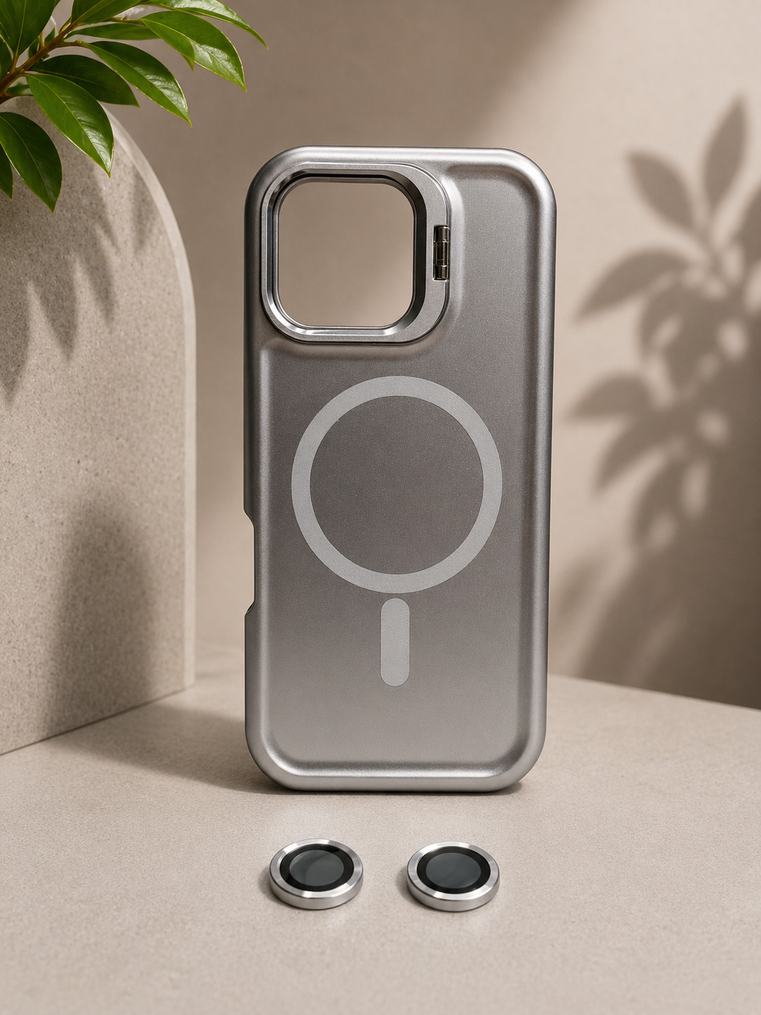 Case Titan - iPhone 17, Silver Titan